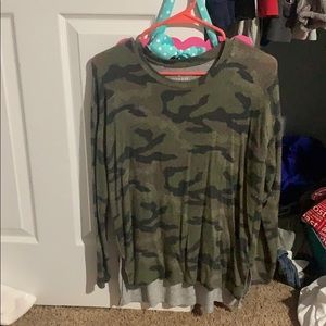 Ling sleeve American Eagle